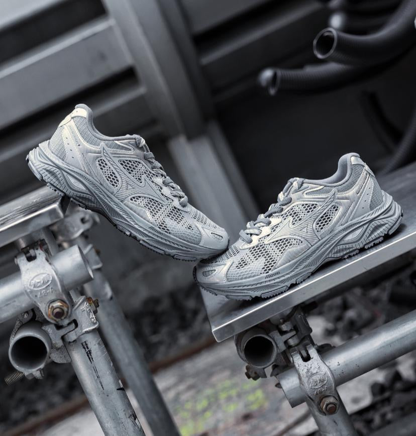 Preorder 預訂 Mizuno Racer S Grey Silver D1GH223524