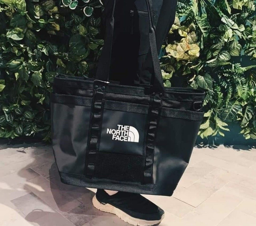 The North Face TNF Explorer Utility Tote Bag Yellow NF0A3KZUZU3 Black NF0A3KZUKY4