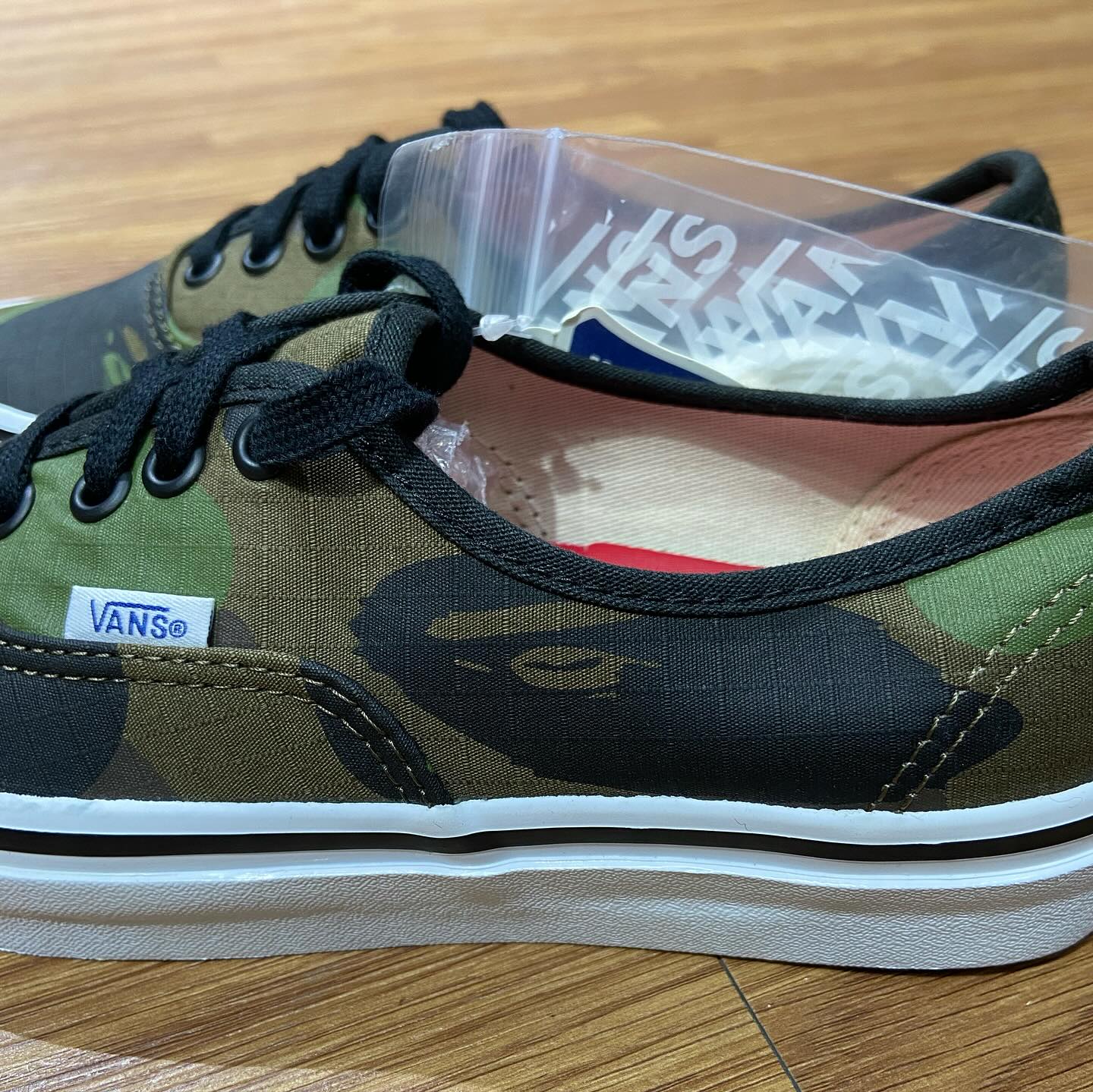 A Bathing Ape BAPE x Vans Authentic 44 DX “Green Camo” VN0A38EN7BC 綠迷彩