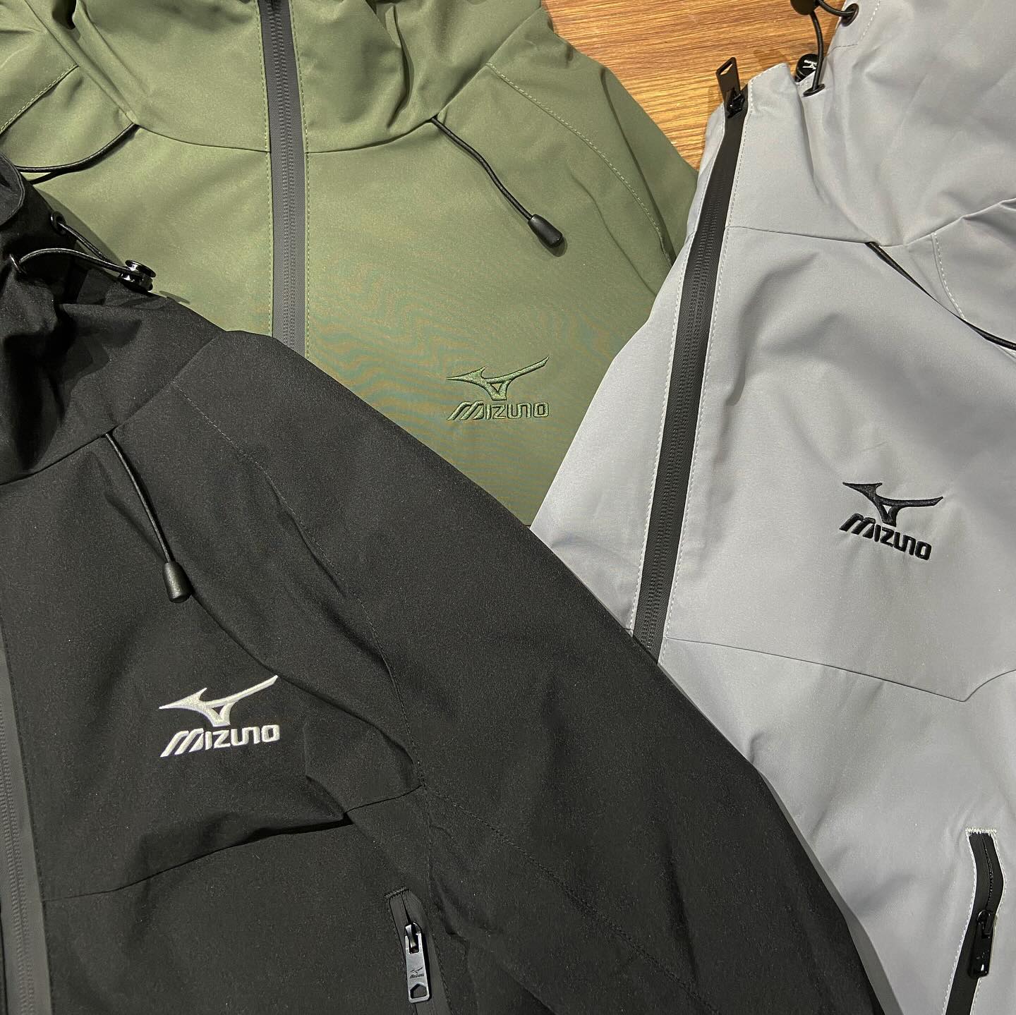 Mizuno Waterproof Mountain Patch Jacket 暴雨級防水硬殼式衝鋒衣