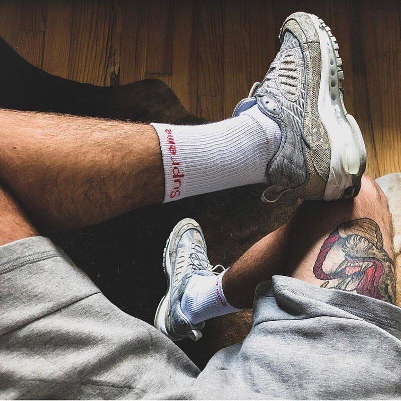 Supreme Hanes®️ Crew Socks Black White Olive Grey Pink Red Fluorescent Yellow