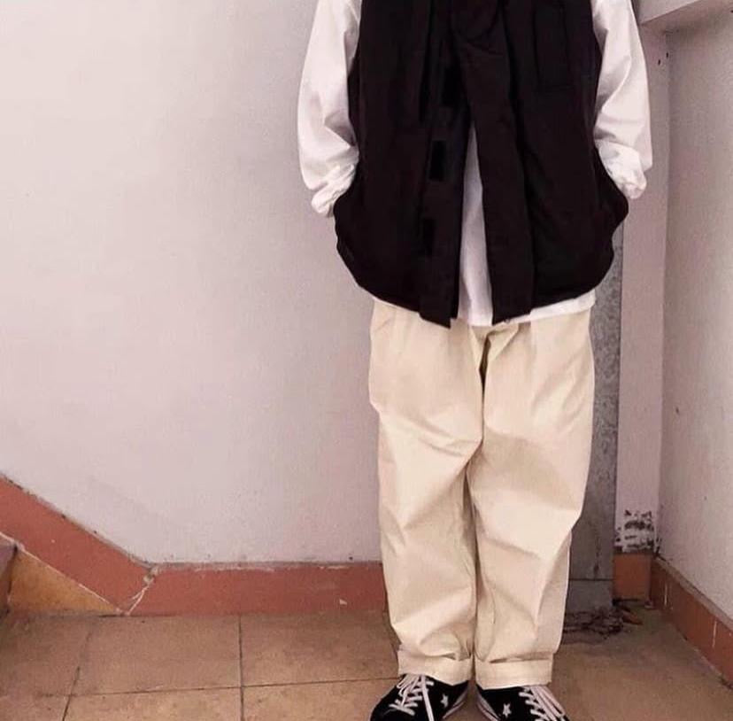 NORLN NR 2-Pleats Wide Chino Beige Black Cement