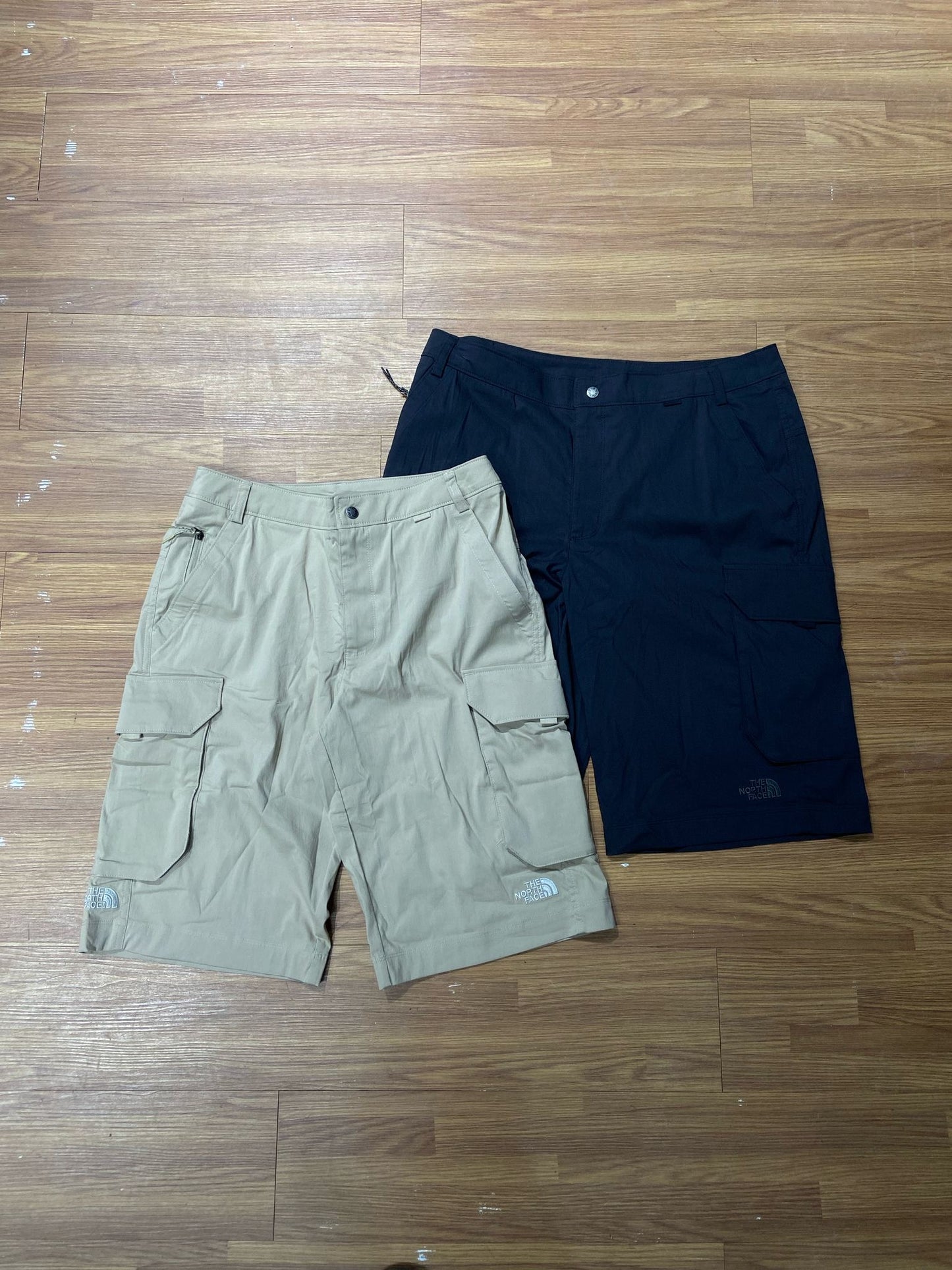 The North Face TNF Summer AD Cargo Shorts Black Khaki