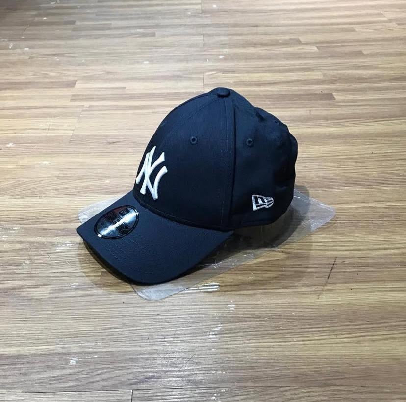 New Era “NY” 9Forty Cap Navy