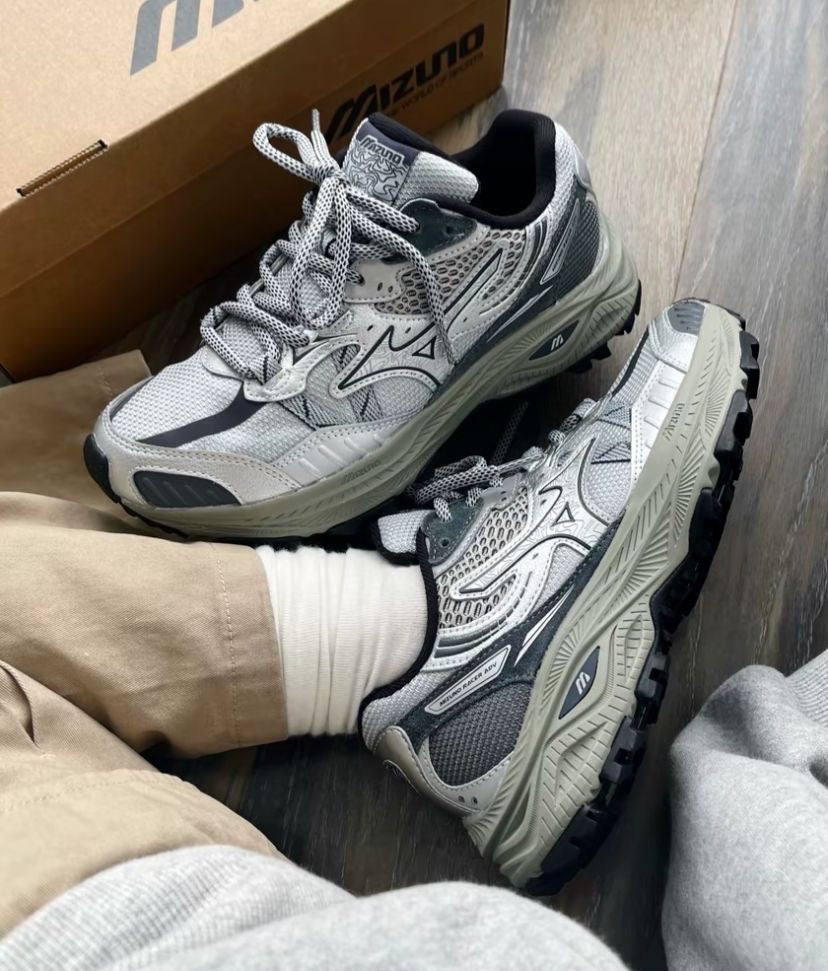 Preorder 預訂 Mizuno Racer ADV Light Silver D1GH241202