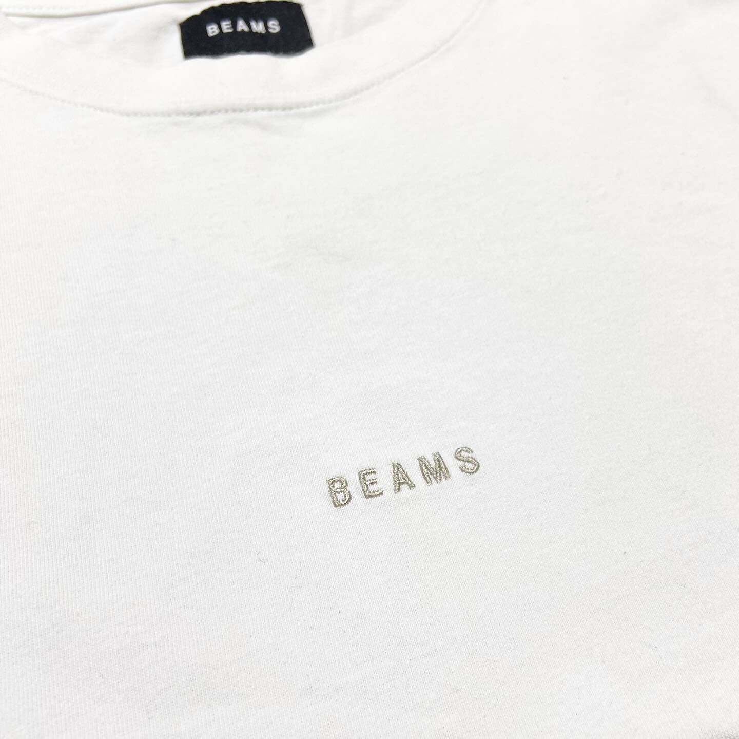 Beams JAPAN Logo Embo L/S Tee White (Display Item)