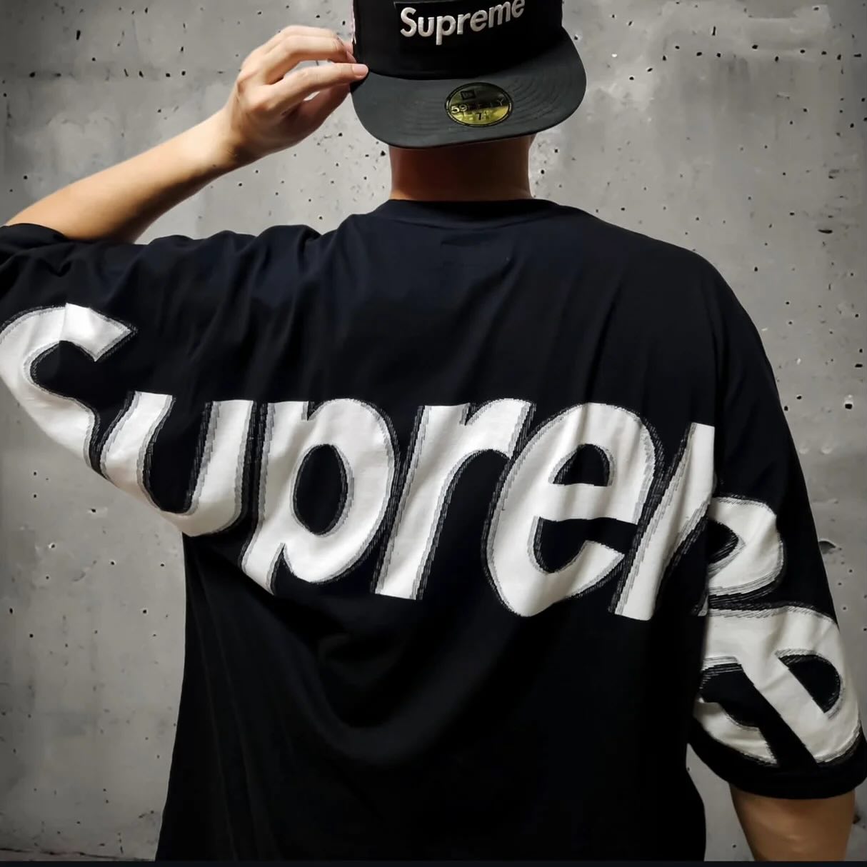 Supreme Intarsia Front Logo SS Top Black (Display Item)