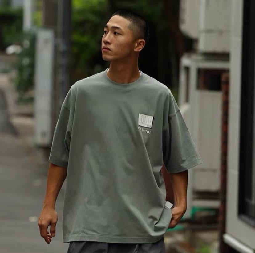 Pin Sktbs Skate Weekly Tee