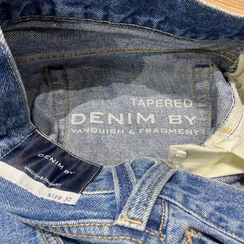 DENIM BY VANQUISH & FRAGMENT WASHED DENIM JEANS (Made in Japan🇯🇵) Washed Blue (Display Item)