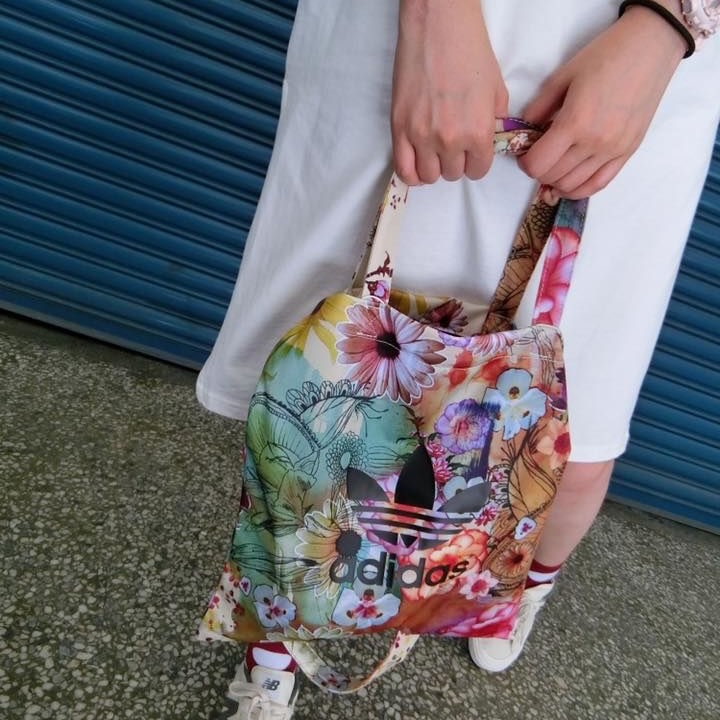 Adidas Originals Confete 2-Way Shopper Bag (Tote Bag) AJ8705 Multi Floral Print