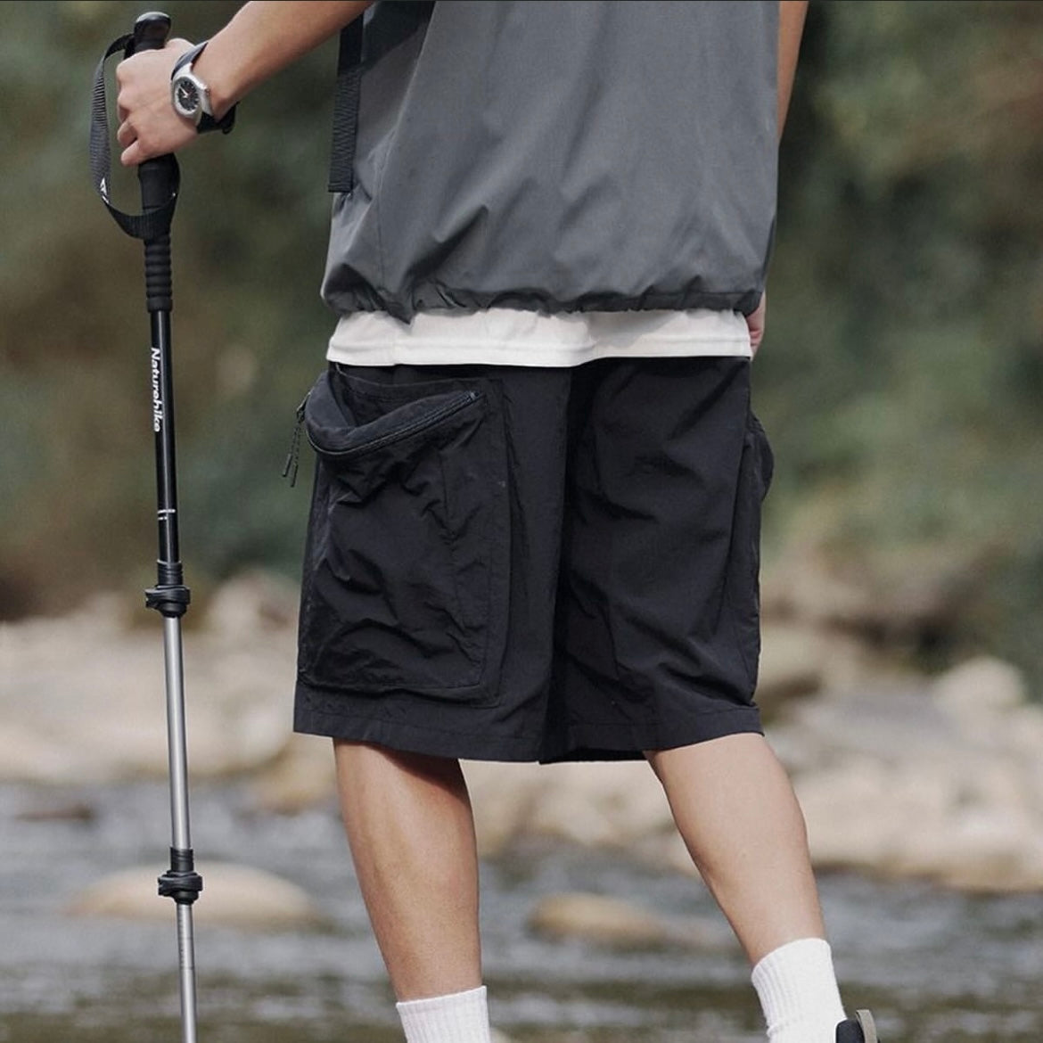 Preorder 預訂 OutWild Big Pocket Shorts Black Grey 防潑水戶外短褲 黑色 灰色