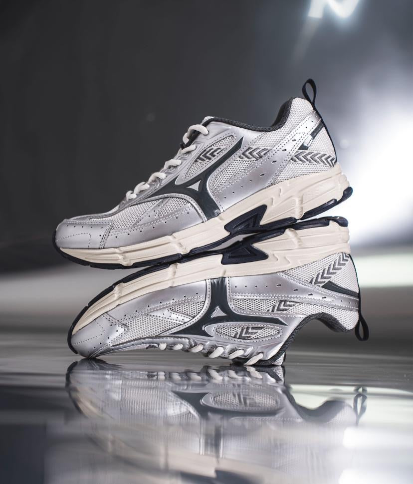 Preorder 預訂 Mizuno Speed Run Silver D1GH223019