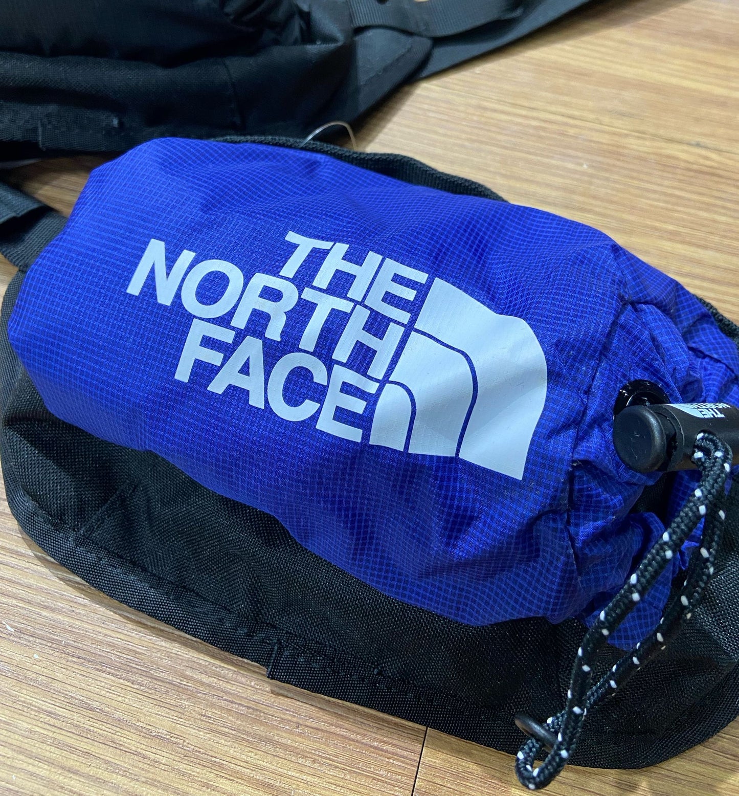 The North Face TNF Bozer Hip Pack III Black NF0A52RXJK3 Blue NF0A52RXZXC