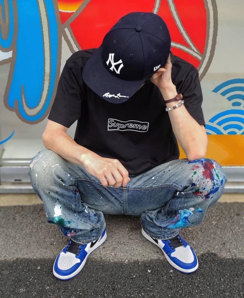 Supreme x Kaws Chalk Box Logo Tee Black White