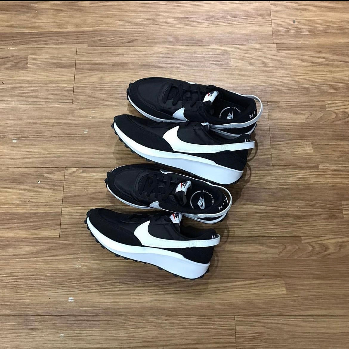 Nike Waffle Debut (w) Black White DH9523-002
