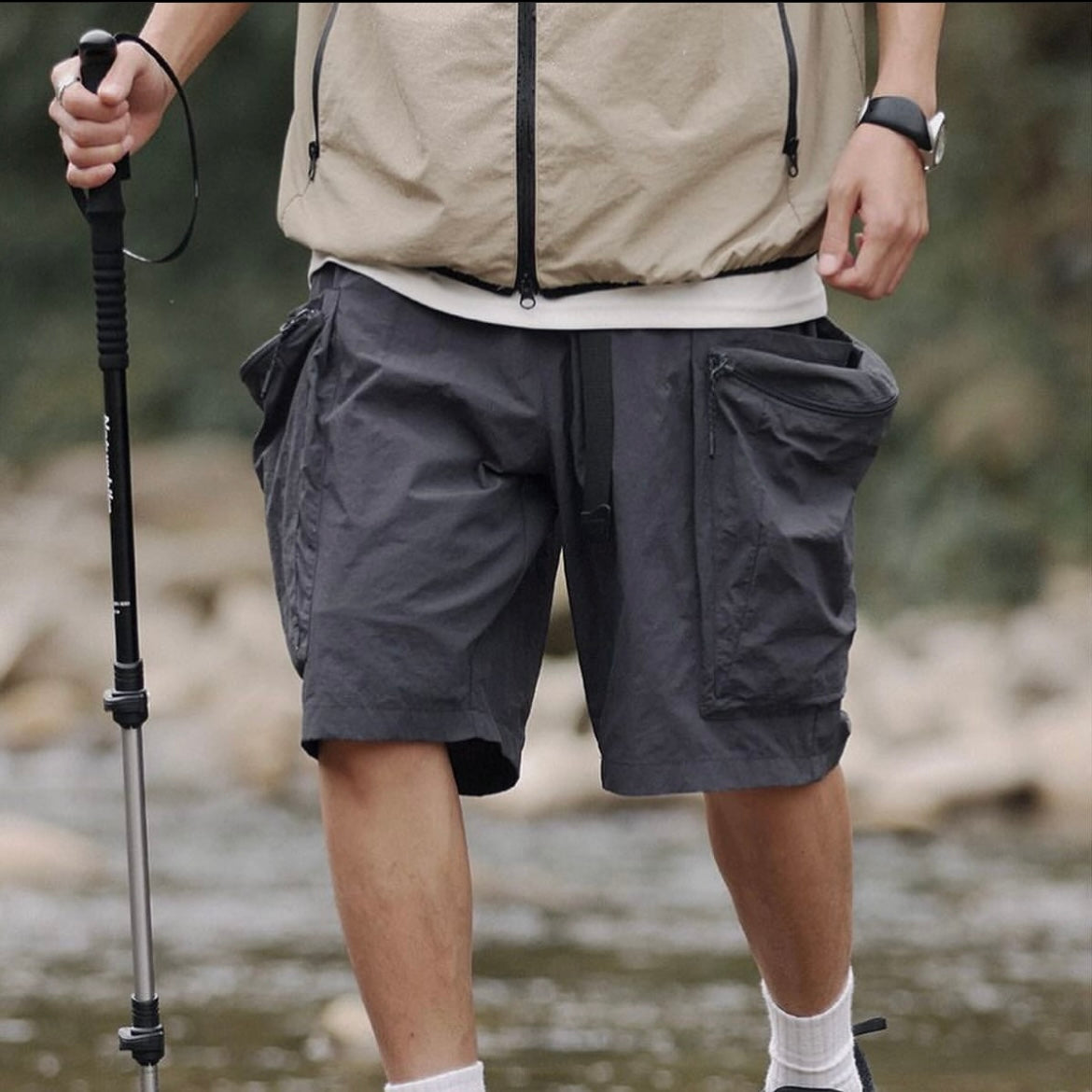 Preorder 預訂 OutWild Big Pocket Shorts Black Grey 防潑水戶外短褲 黑色 灰色