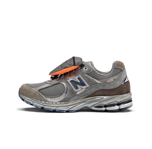New Balance M2002RVA Grey Brown Pouch 2002RVA 2002 RVA