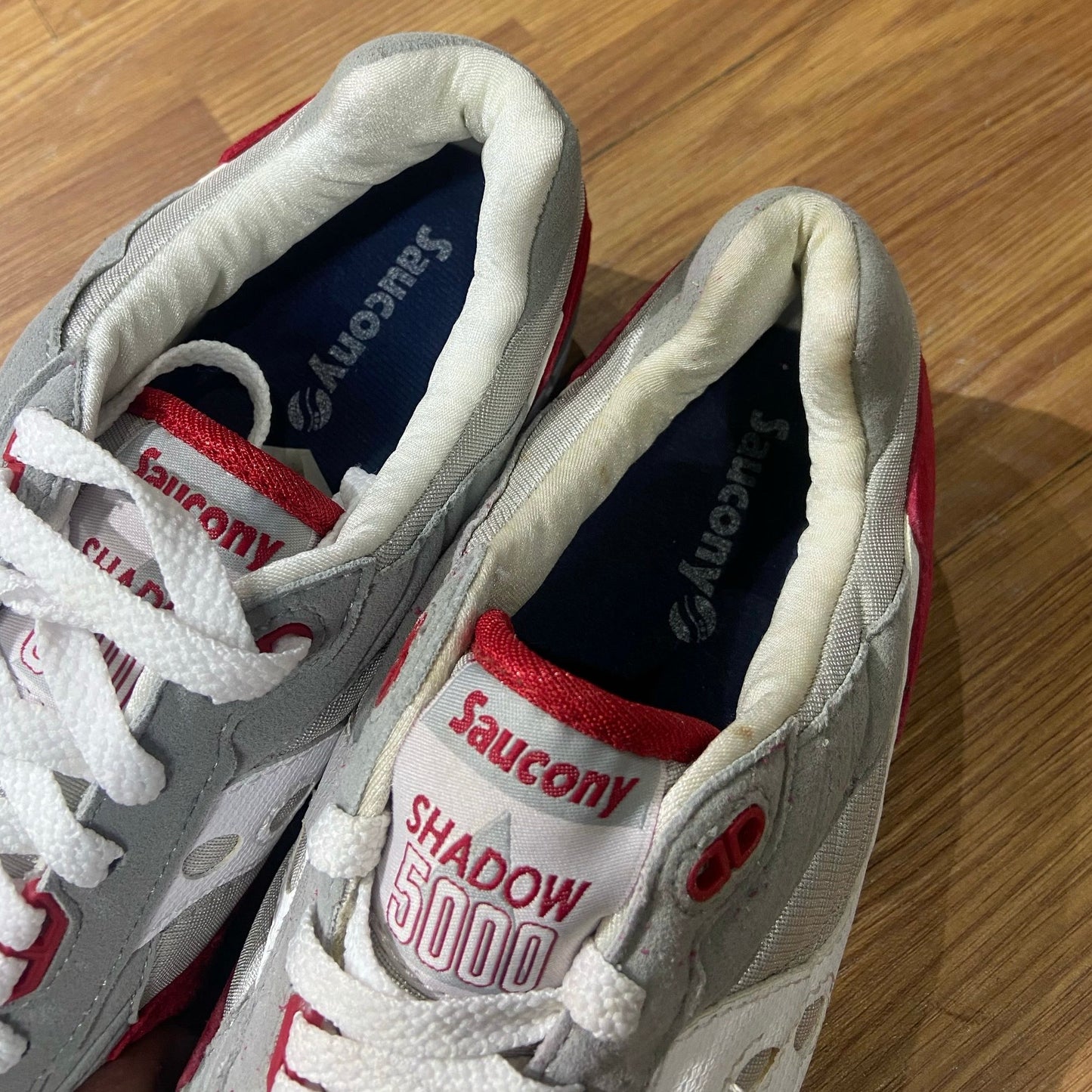 Saucony Shadow 5000 Grey Red 70135-1