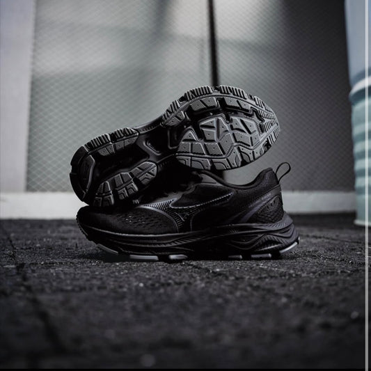 Preorder 預訂 Mizuno Racer Triple Black D1GH223601 全黑