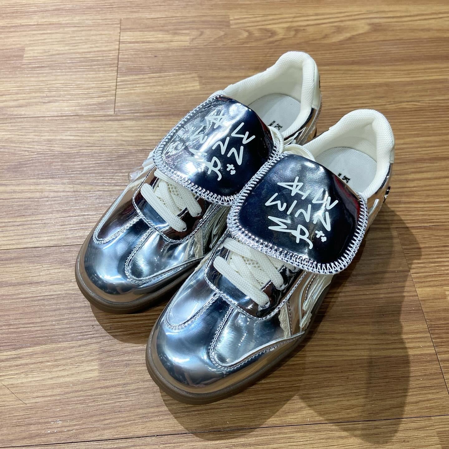 預訂 Preorder 韓國大熱 Killwinner 蕾絲花邊 緞帶 長舌 徳訓鞋 銀 German Trainer Metallic Silver