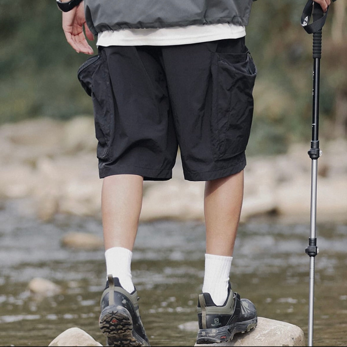 Preorder 預訂 OutWild Big Pocket Shorts Black Grey 防潑水戶外短褲 黑色 灰色