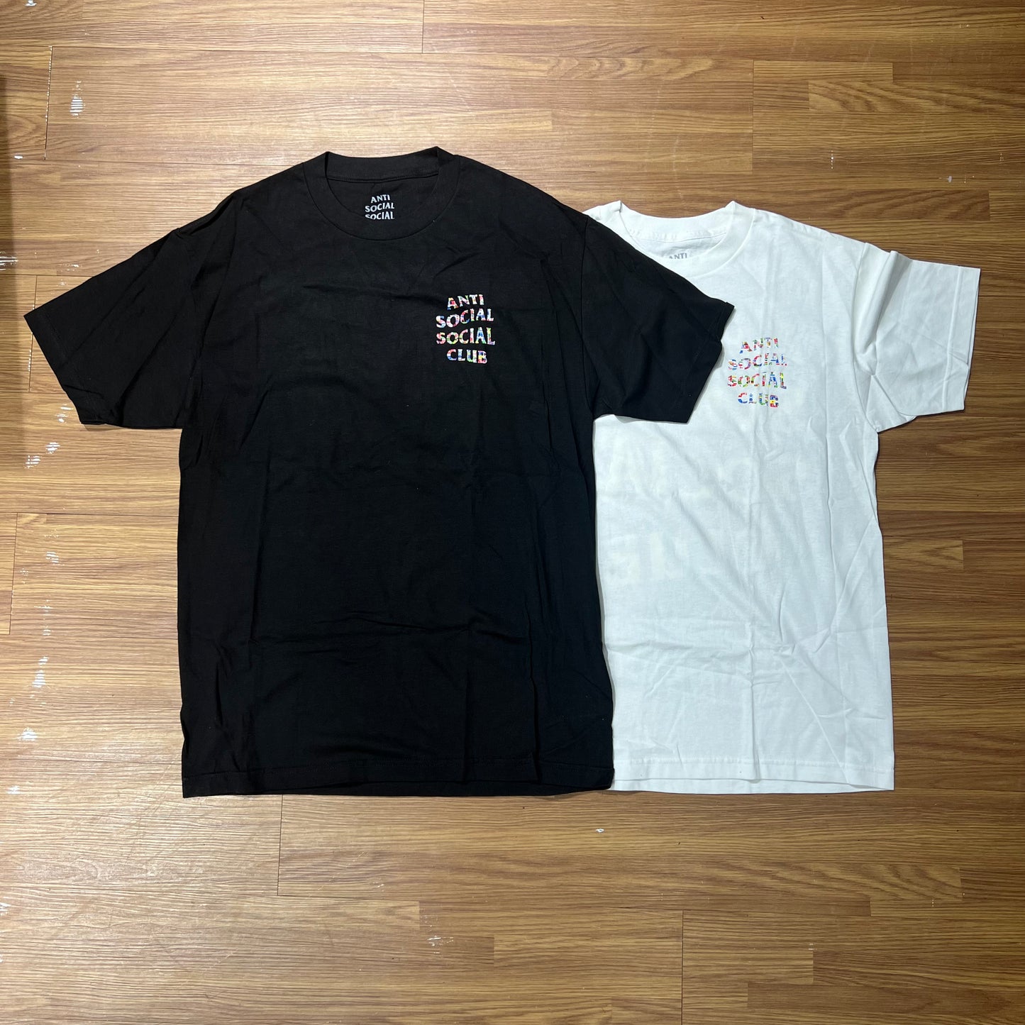 Anti Social Social Club ASSC Multi Flag Tee Black White (Made in USA) 黑色 白色 萬國旗字
