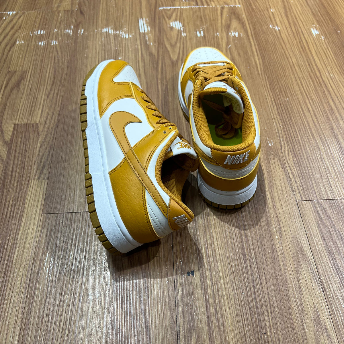 Nike WMNS Dunk Low Next Nature Phantom Gold Suede DN1431-001