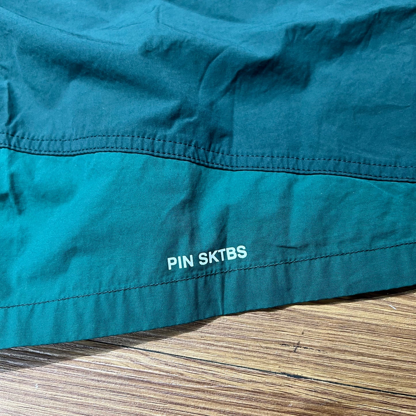 Pin Sktbs 22SS Split Beach Shorts