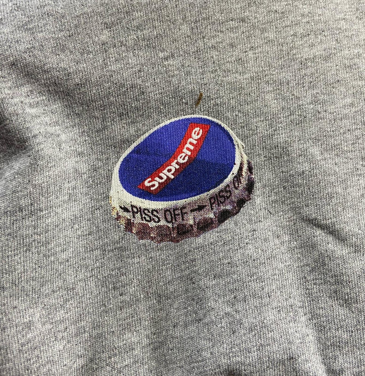 Supreme FW18 Bottle Cap Tee