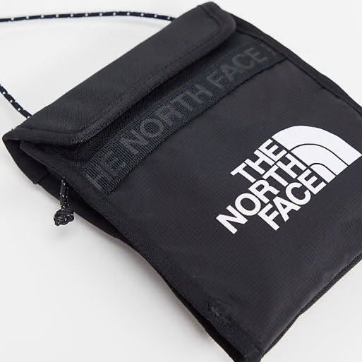 The North Face TNF Bozer Neck Pouch Bag (S) Black NF0A52RZJK3 Tree Camo NF0A52RZ0AR