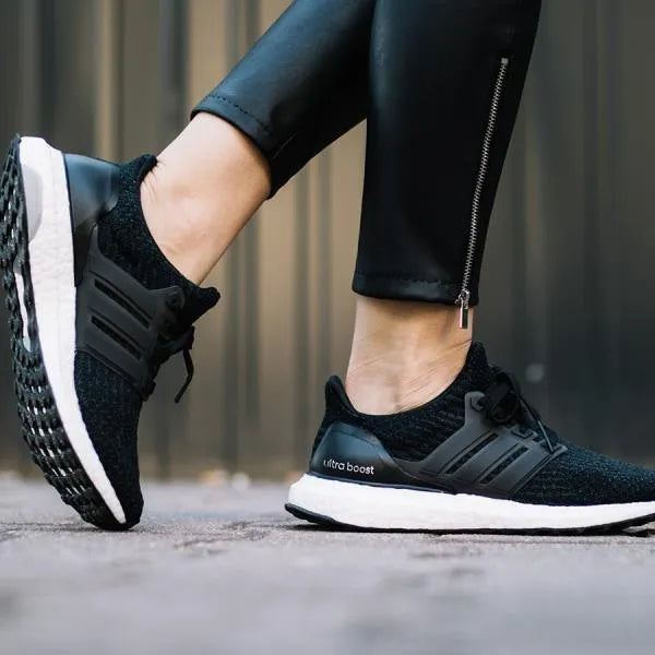 Adidas Ultra Boost 3.0 Women Black White S80682 Ultraboost 黑白