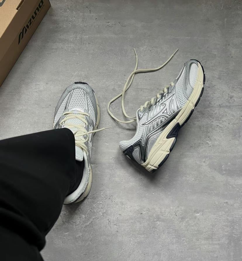 Preorder 預訂Mizuno Speed 2010 White Silver 白銀D1GH251702