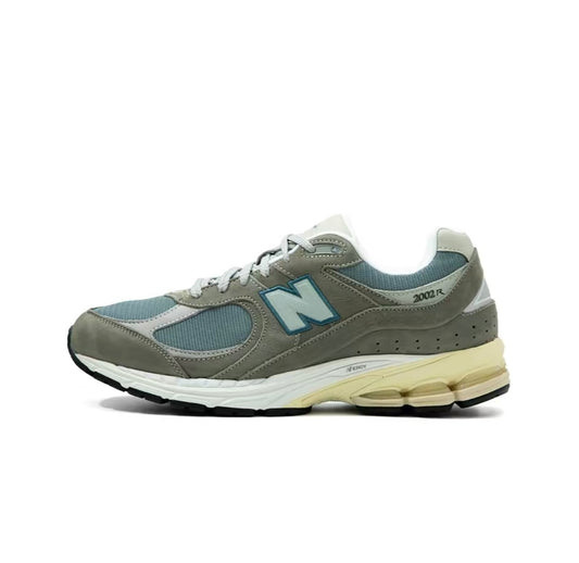 New Balance M2002RNA