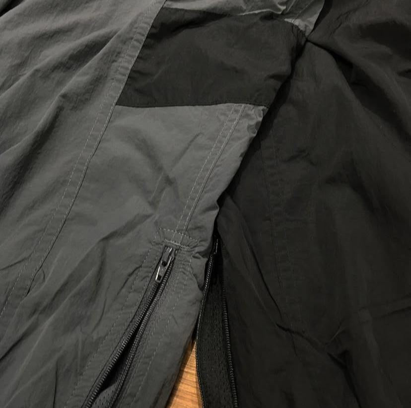 Pin Sktbs 22SS Zip Track Pant Black Grey