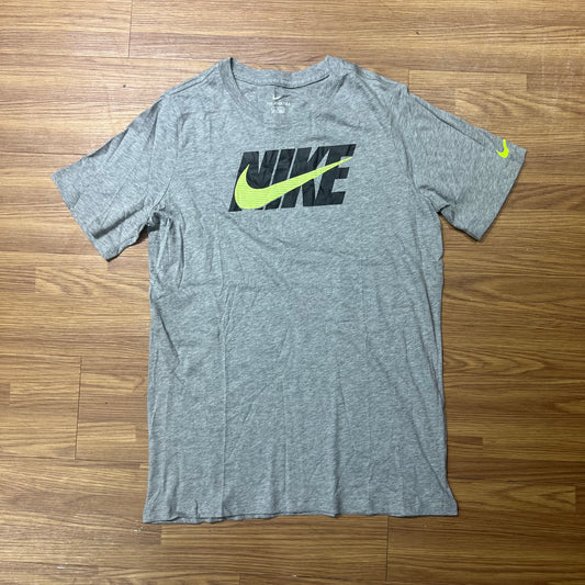 Nike Kids Swoosh Nike Logo Tee Grey BQ4269-063