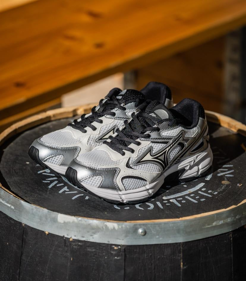 Preorder 預訂 Mizuno Speed 2K White Black D1GH222909