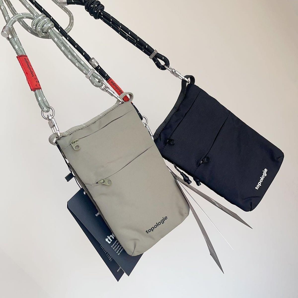 Preorder 預訂 Topologie Pocket Phone Bag Black Olive