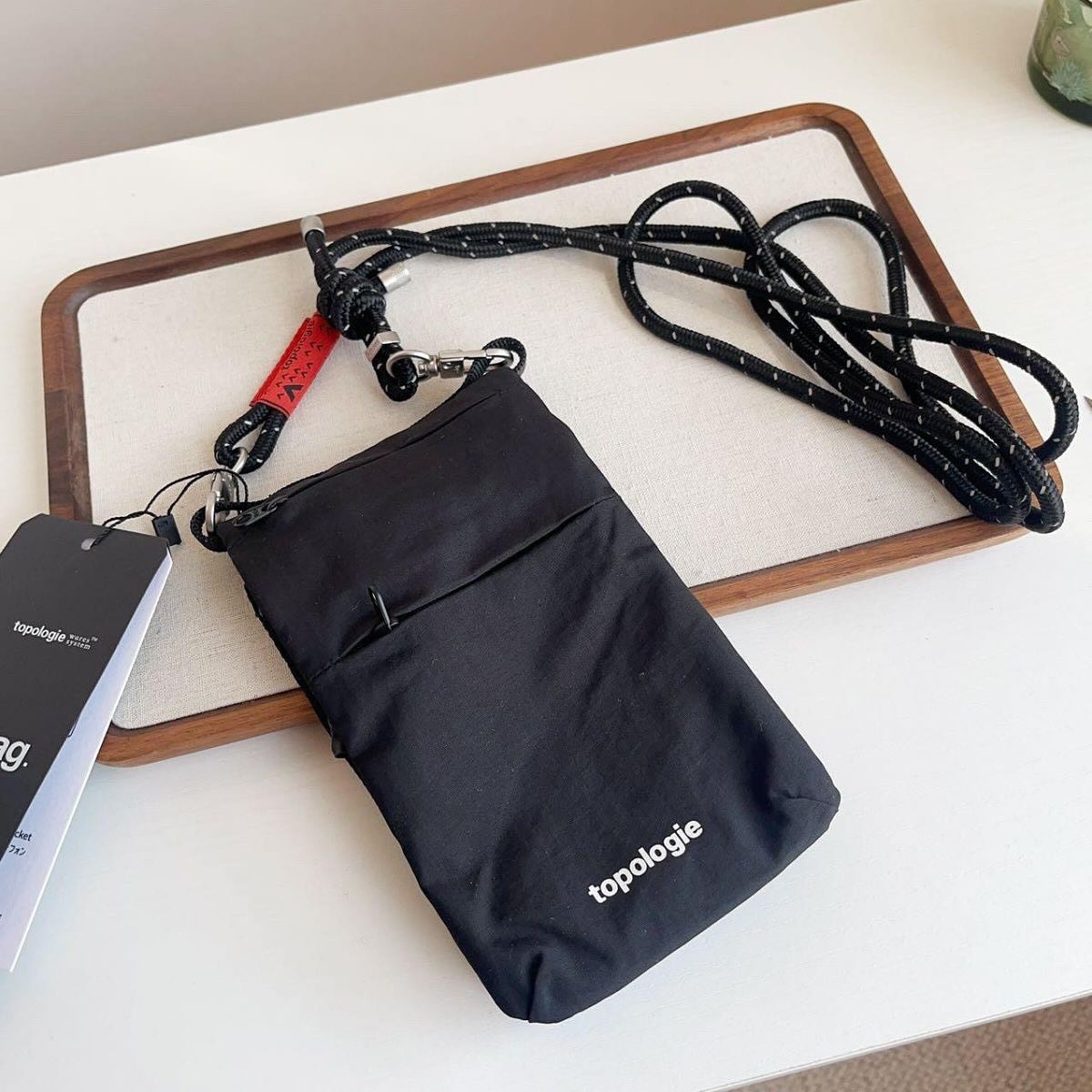 Preorder 預訂 Topologie Pocket Phone Bag Black Olive