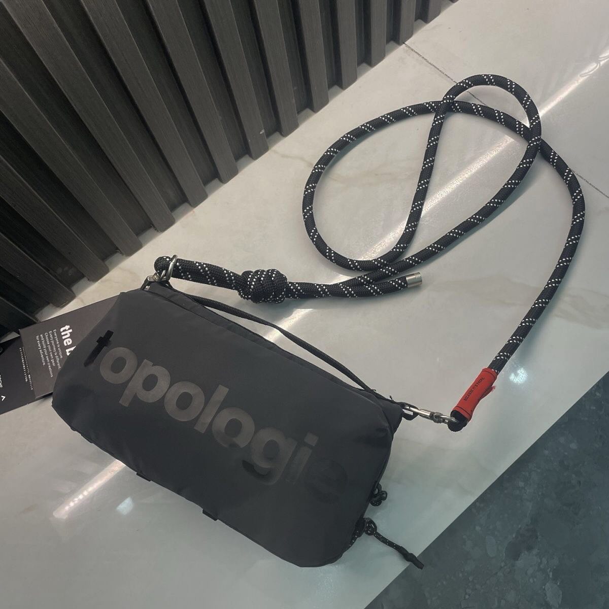 Preorder 預訂 Topologie Logo Bottle Sacoche Bag (Medium) Black 防水布料+防水拉鏈