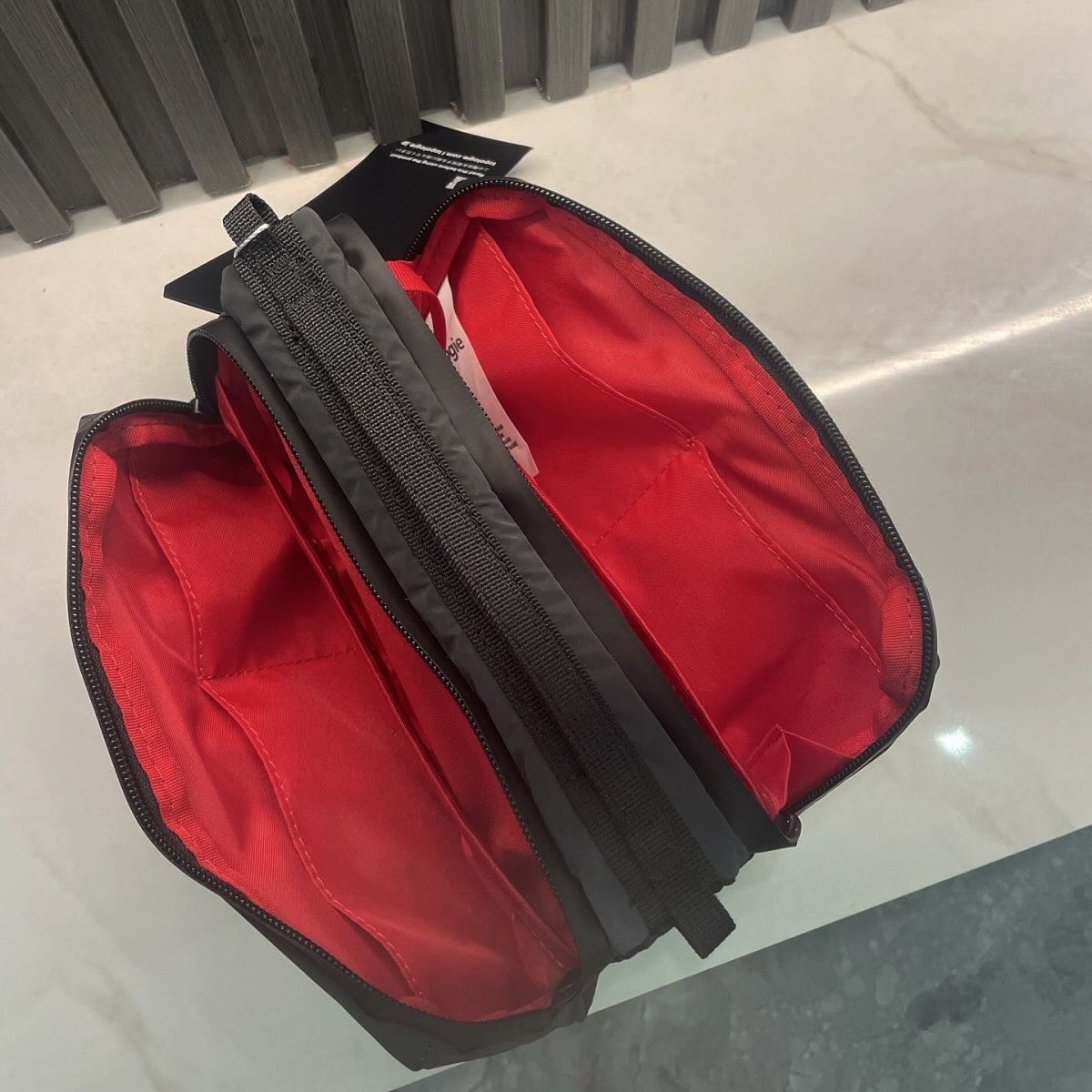 Preorder 預訂 Topologie Logo Bottle Sacoche Bag (Medium) Black 防水布料+防水拉鏈