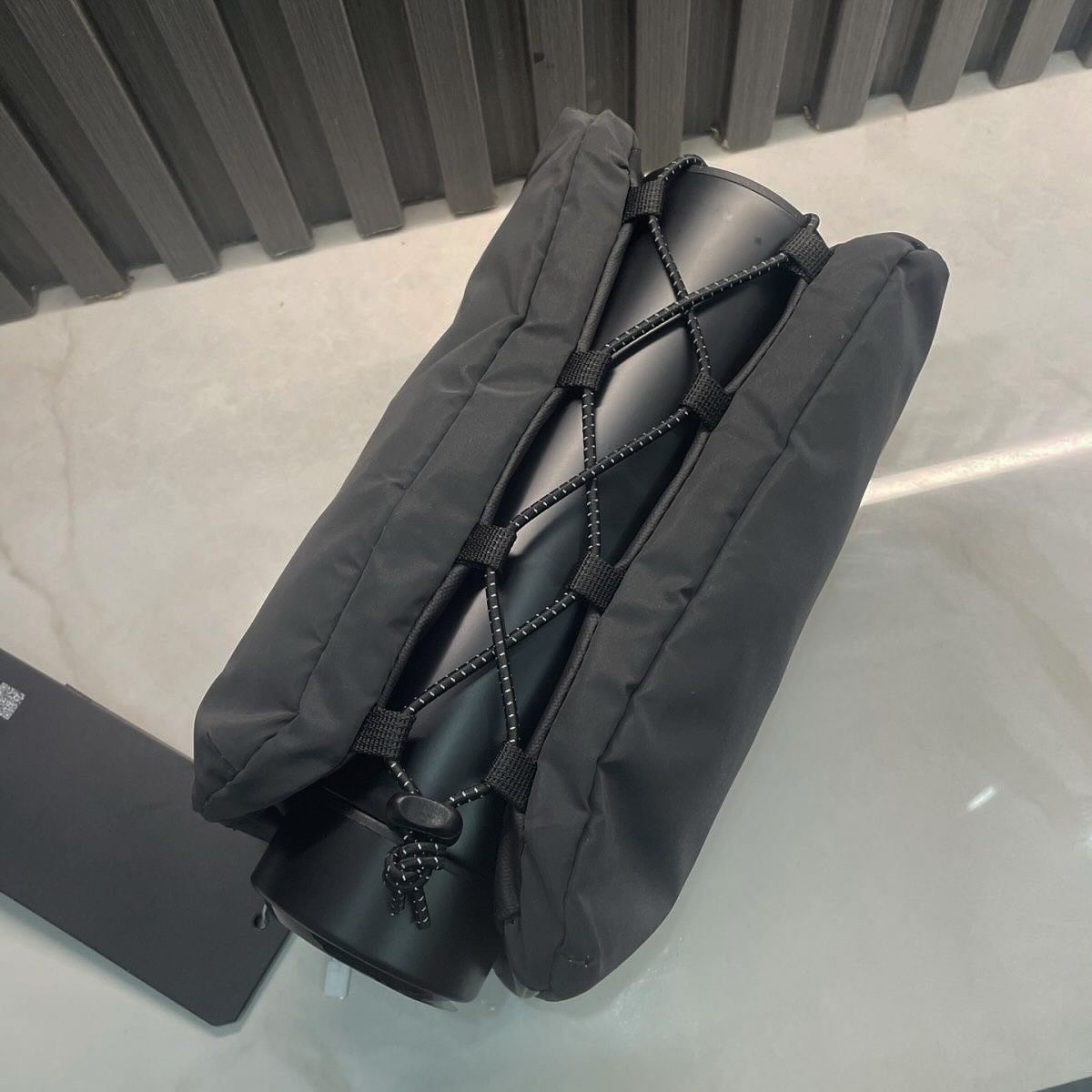 Preorder 預訂 Topologie Logo Bottle Sacoche Bag (Medium) Black 防水布料+防水拉鏈