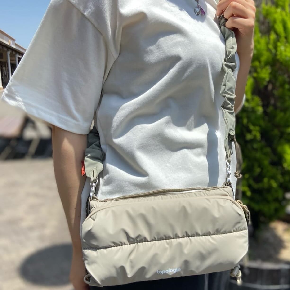 Preorder 預訂 Topologie Bottle Sacoche Puffer Bag Olive 防水布料+防水拉鏈