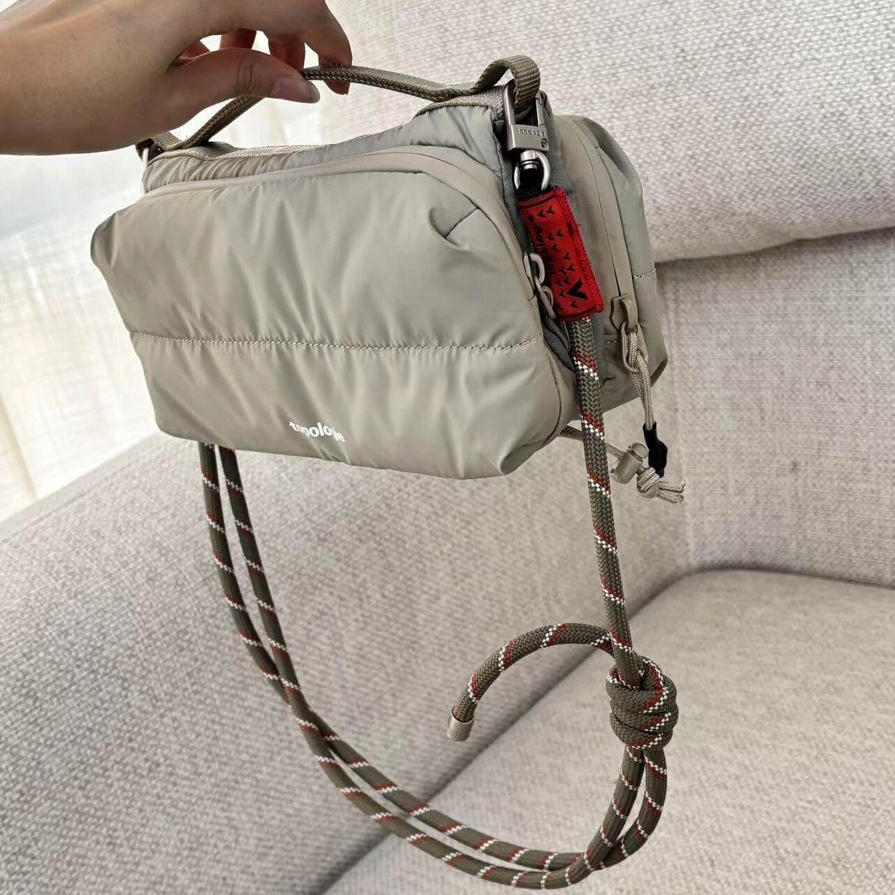 Preorder 預訂 Topologie Bottle Sacoche Puffer Bag Olive 防水布料+防水拉鏈