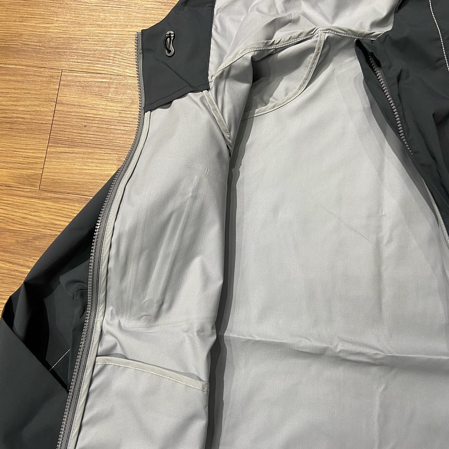 Preorder 預訂 :CCL Waterproof Jacket Black 暴雨級三防硬殼式衝鋒衣 黑色
