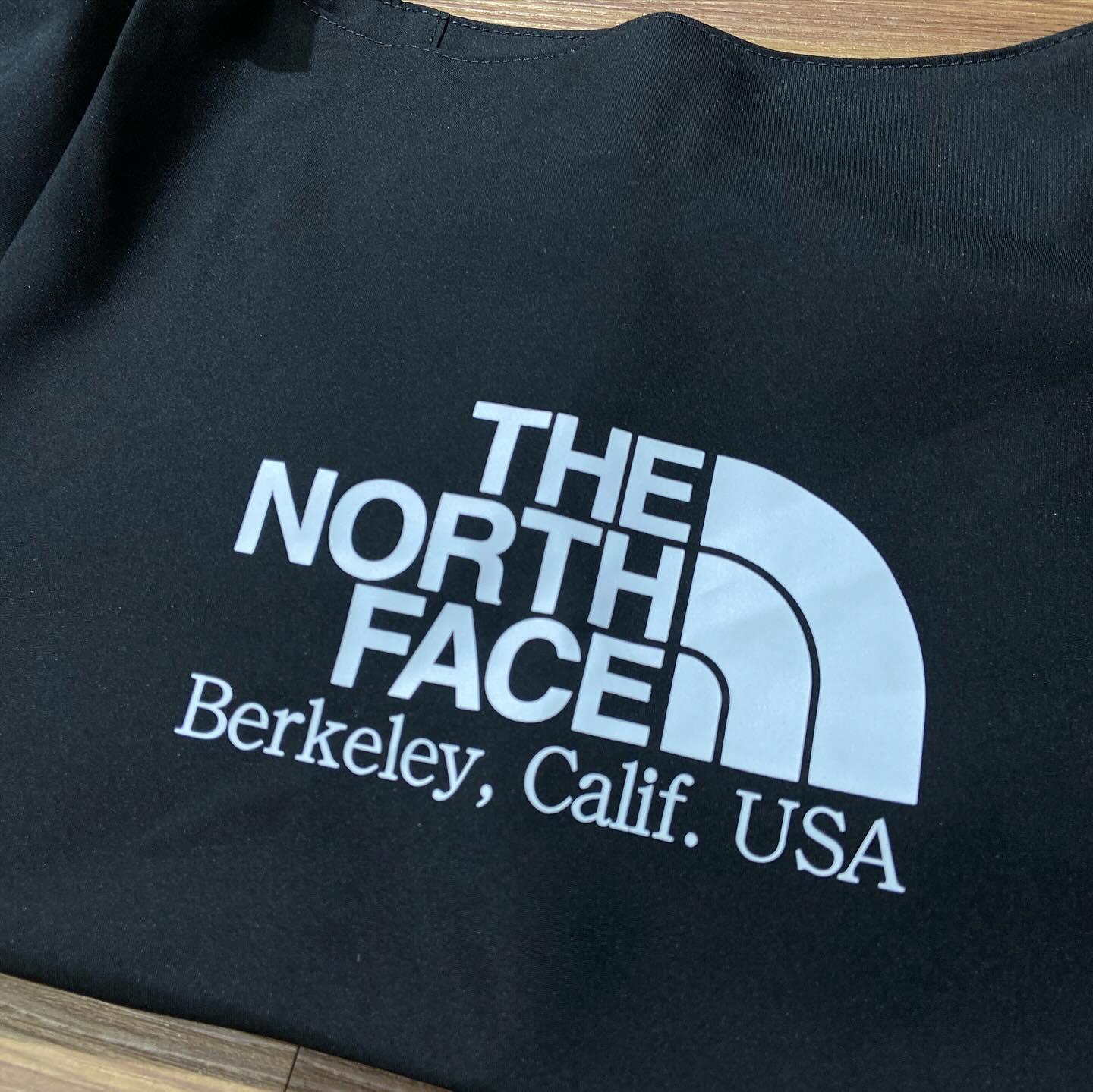 The North Face TNF White Label Big Logo Shoulder Bag NN2PR21J 單肩餃子包