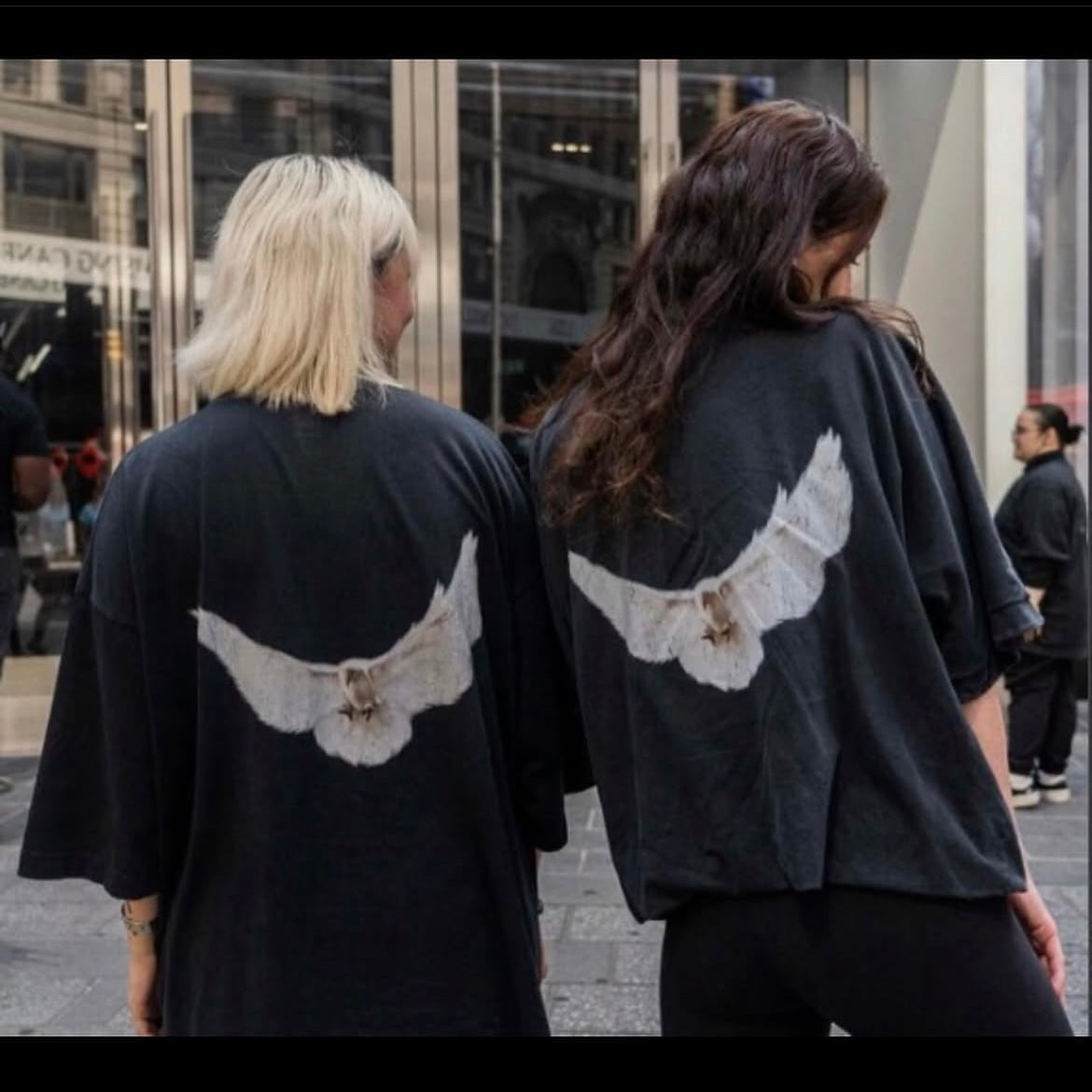 Preorder 預訂 Yeezy x Gap x Balengciaga Dove Tee Washed Black