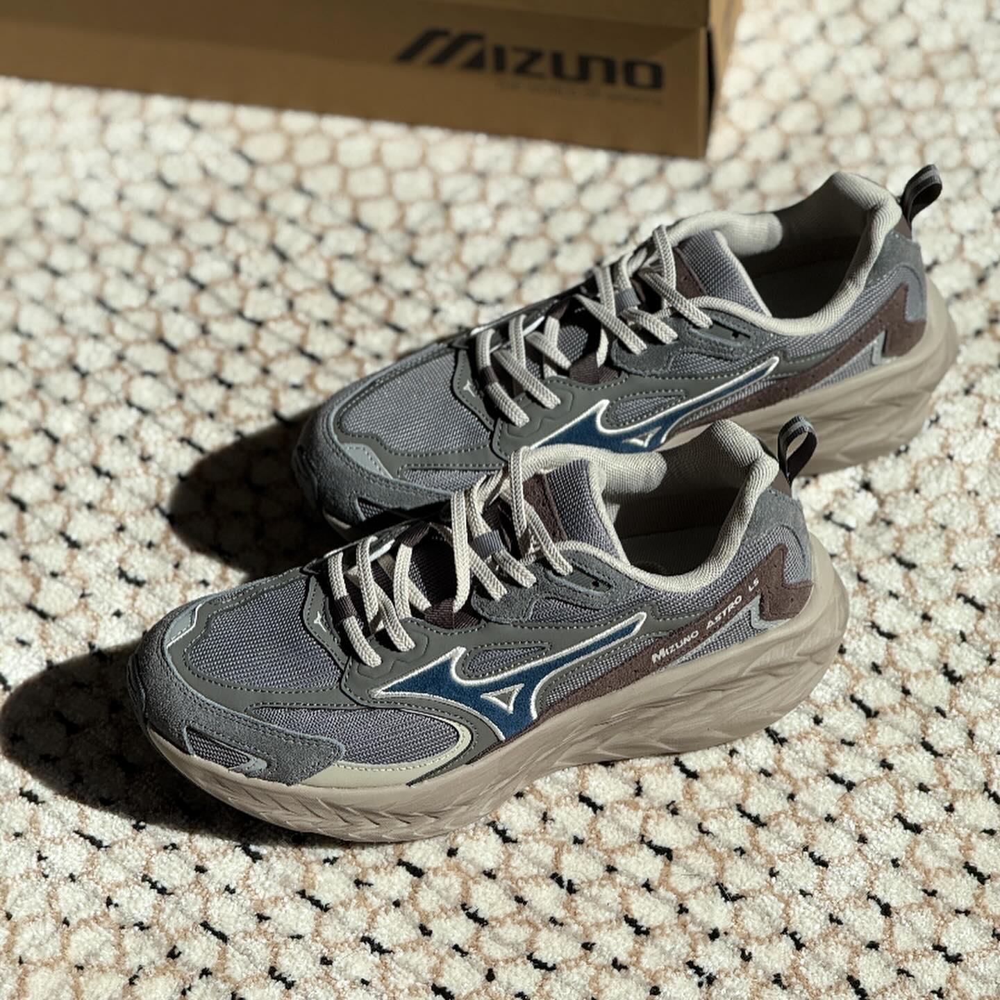 Preorder 預訂 Mizuno Astro LS 2025 復古緩震跑鞋系列