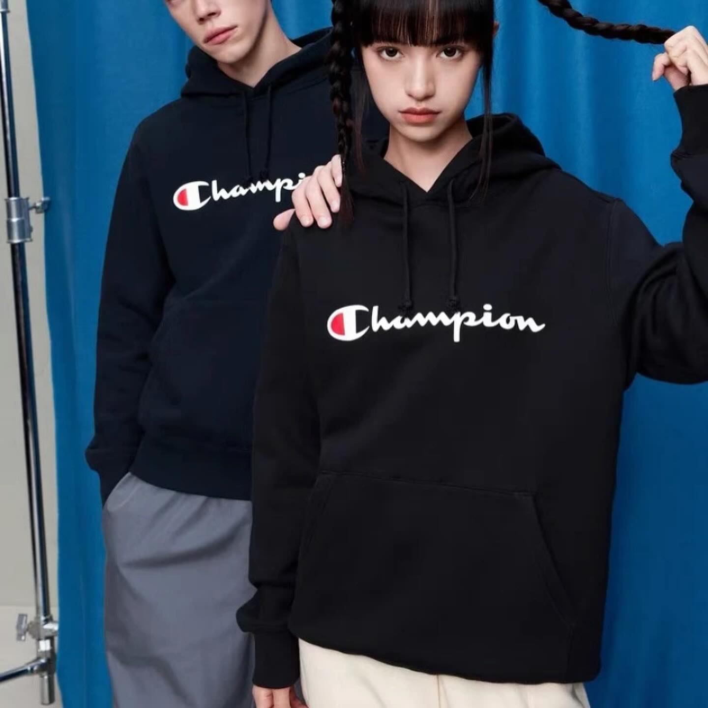 Champion Script Logo Hoodie Black