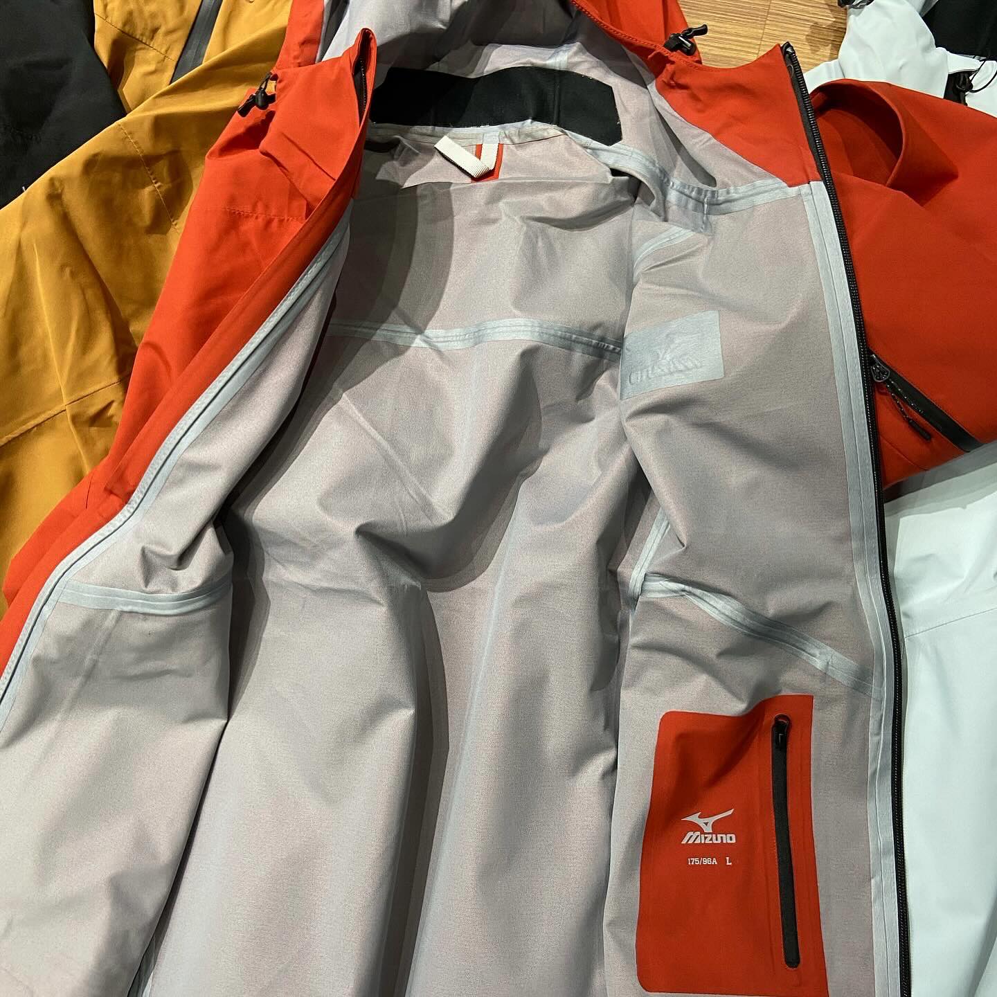 Mizuno Waterproof Strom Jacket 暴雨級防水硬殼式衝鋒衣