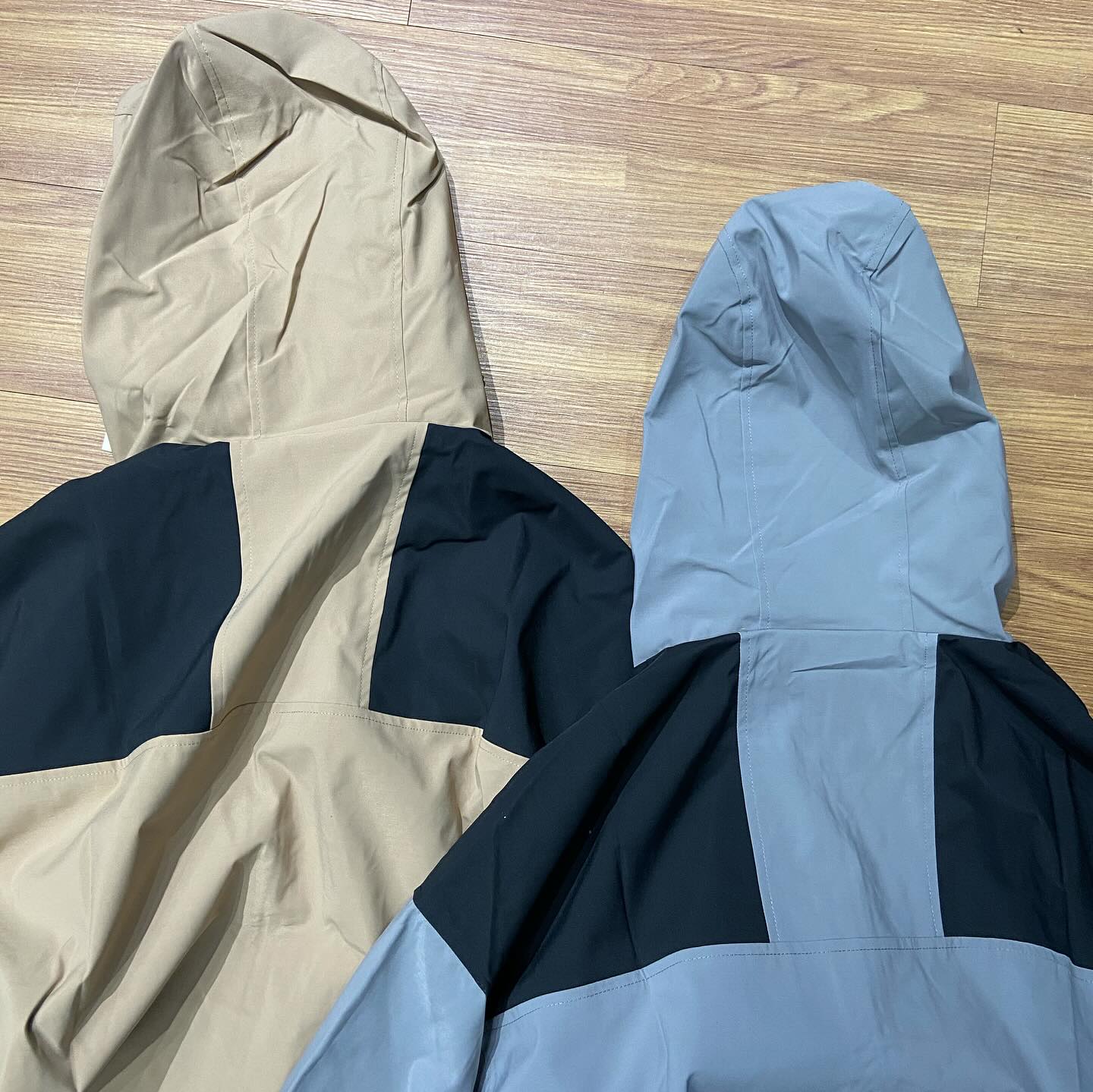 Amunits 1990 Mountain Waterproof Jacket